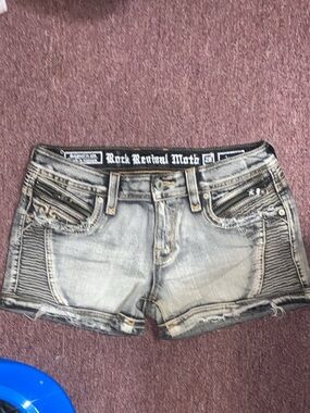 Rock Revival Women's Gray Distressed Moto Denim Shorts size 28